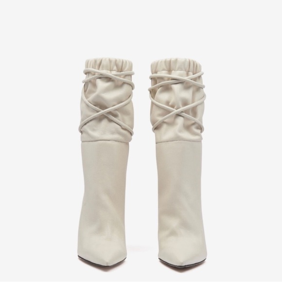 Beautiful Iro Paris White Hosta Boots - Picture 2 of 9